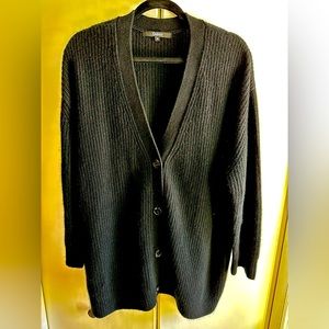 Quince Mongolian cashmere boyfriend cardi. Black. Size M.